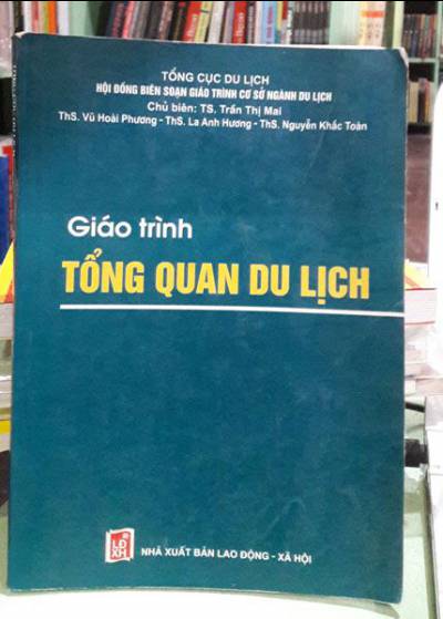 Giáo trình Tổng quan du lịch